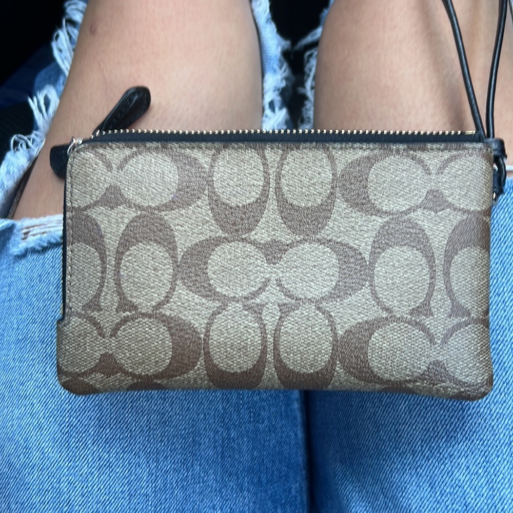 Coach Wallet - Picture 2 of 5
